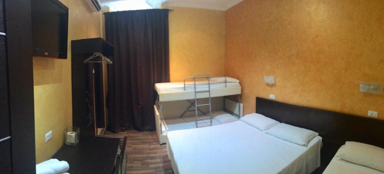Caput Mundi Hotel Rome Exterior photo