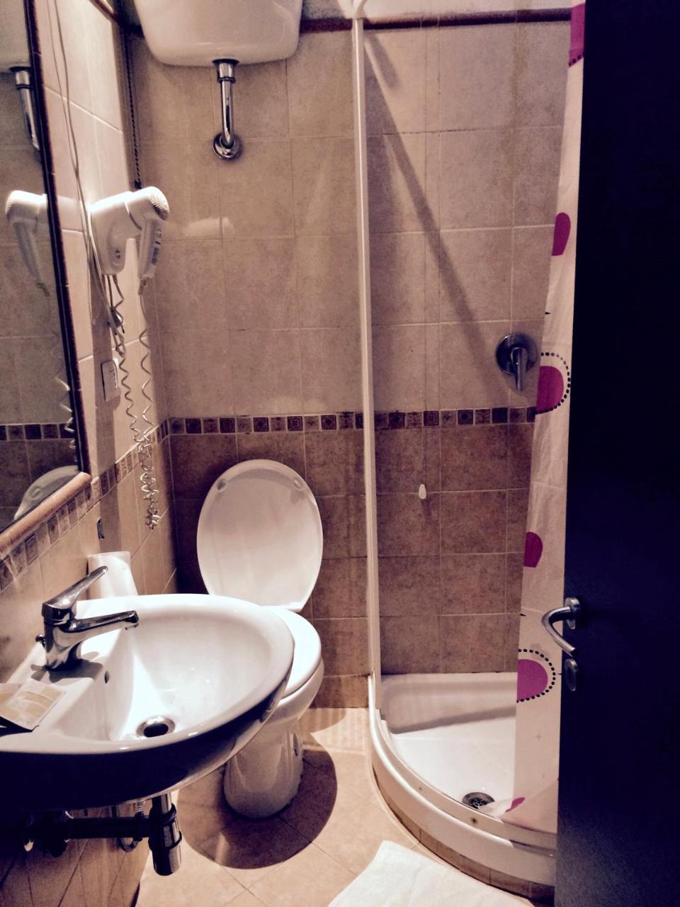 Caput Mundi Hotel Rome Exterior photo
